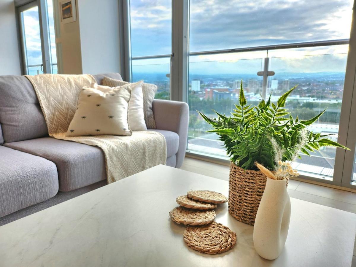 Pass The Keys Stunning Penthouse With Balcony Sunset Views Apartment Belfast Bagian luar foto