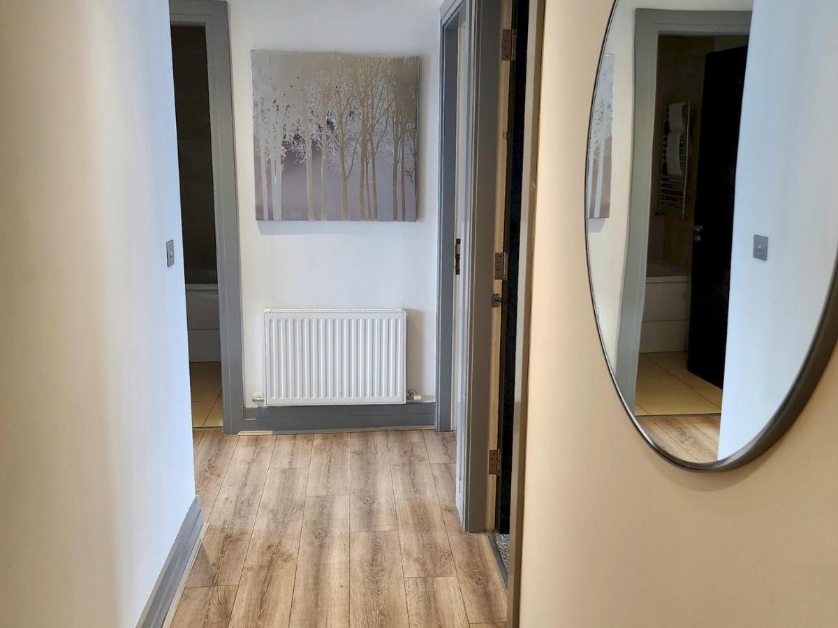 Pass The Keys Stunning Penthouse With Balcony Sunset Views Apartment Belfast Bagian luar foto