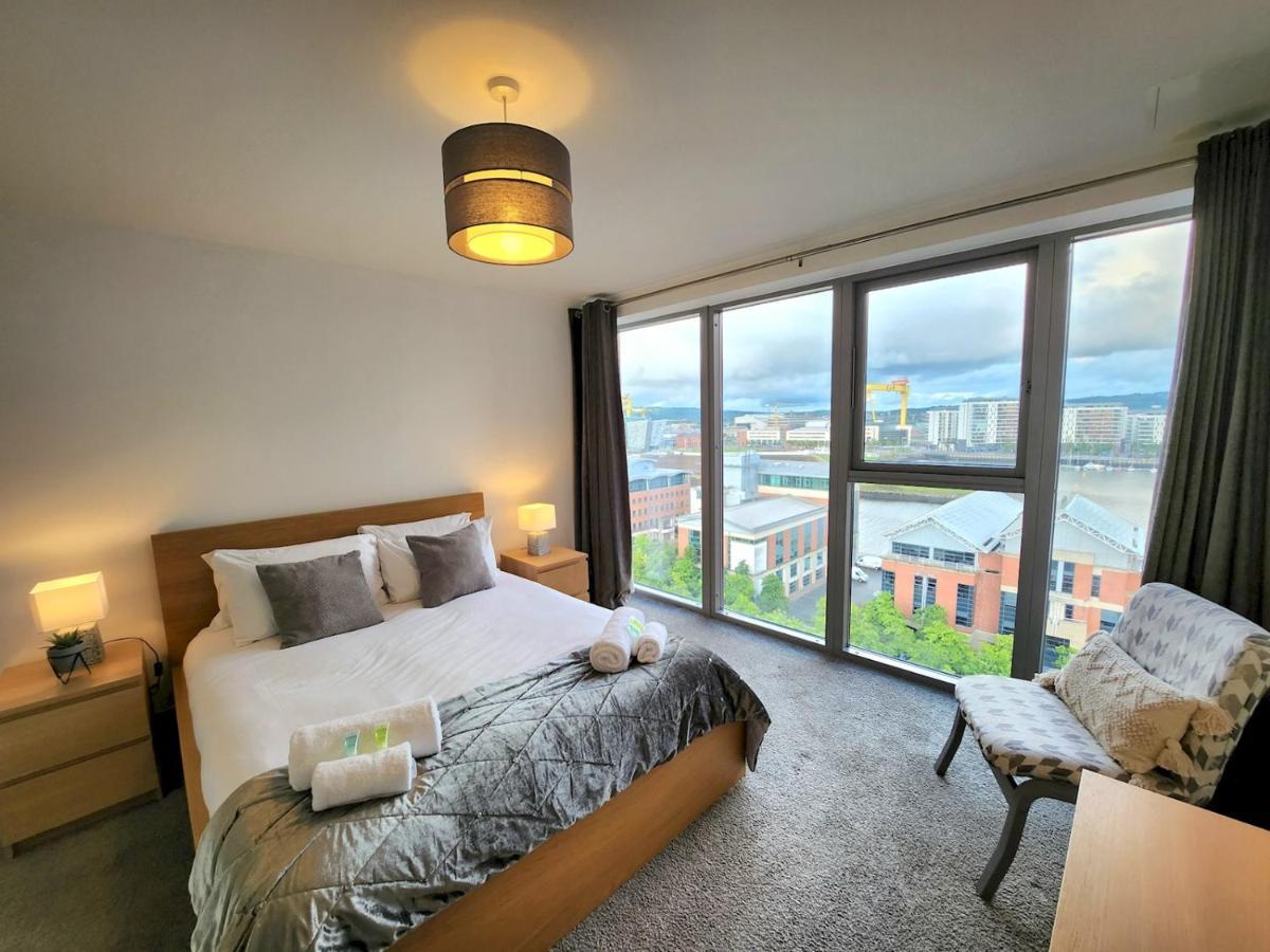 Pass The Keys Stunning Penthouse With Balcony Sunset Views Apartment Belfast Bagian luar foto